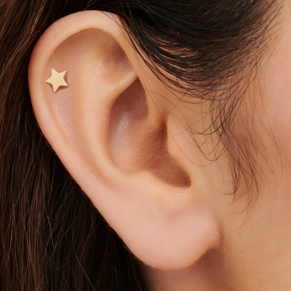 Gold Tragus Piercing