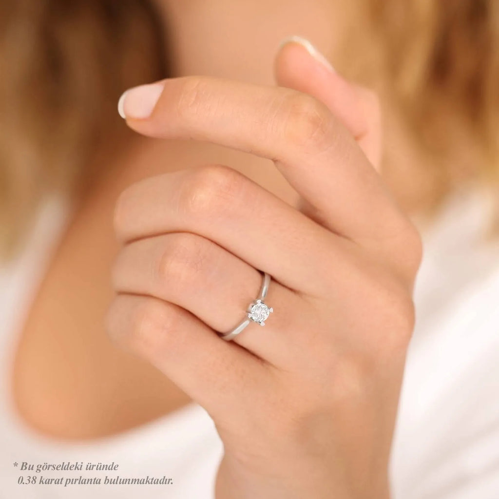 Solitaire Diamond Ring